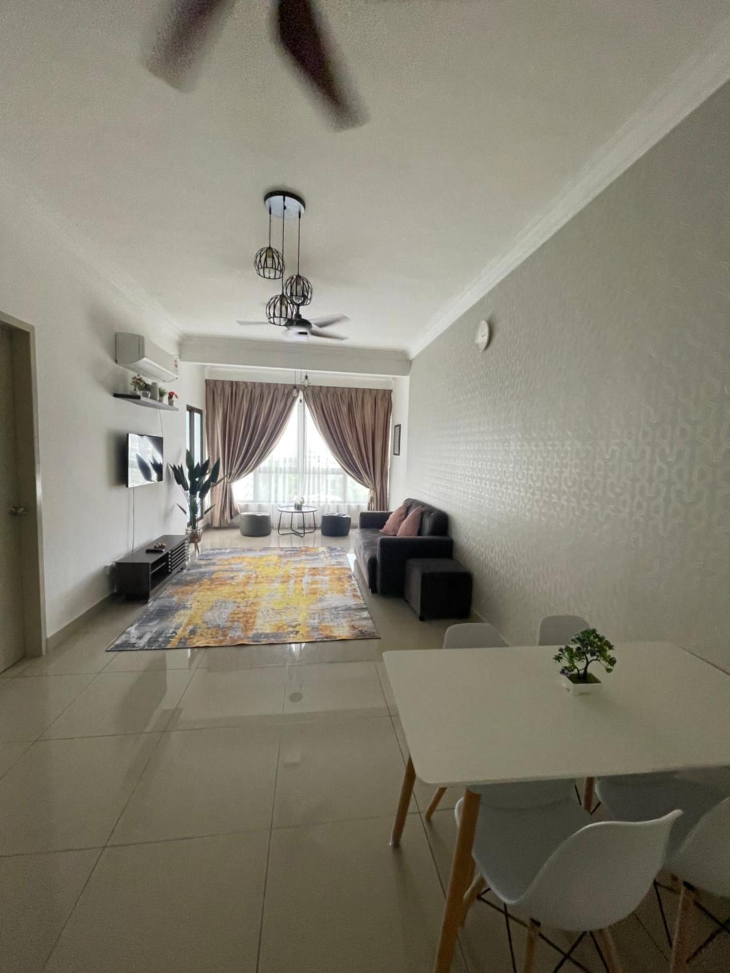 Homestay Shah Rizki@Bali Resident Melaka-Muslim Friedly エクステリア 写真